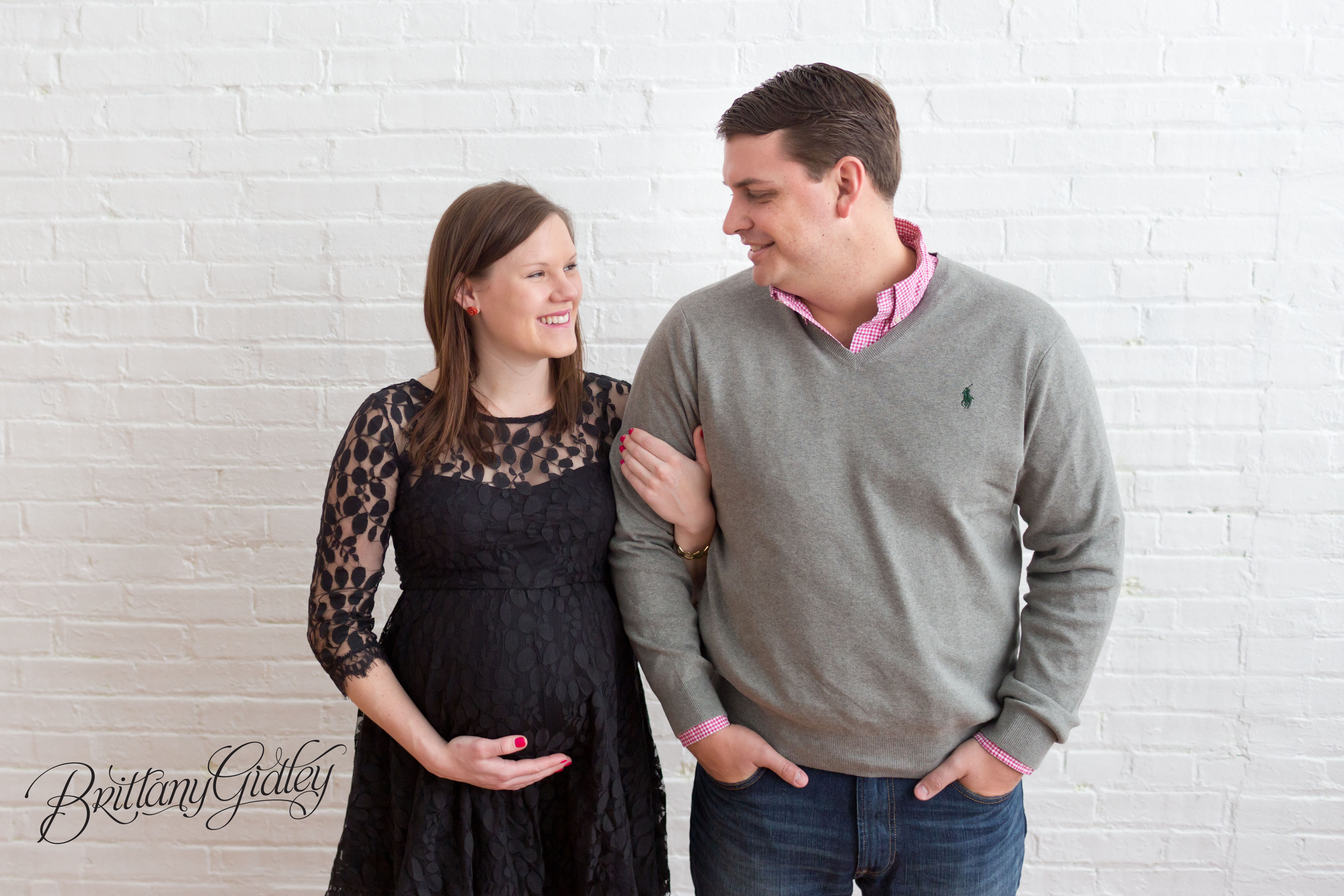 Cleveland Maternity Photographer | Waiting On Baby W