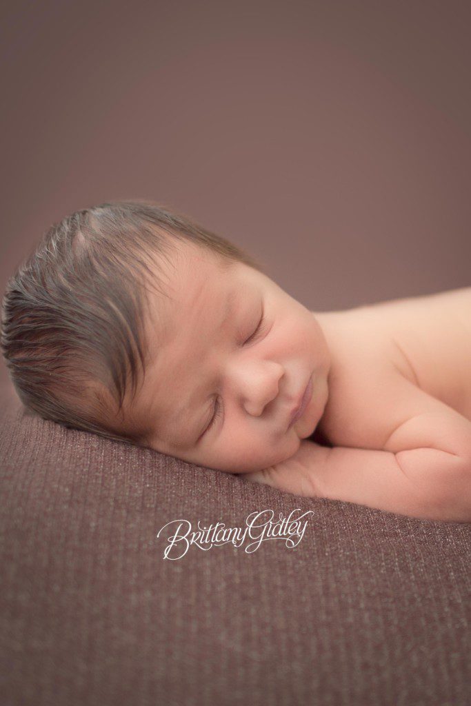 Cleveland Newborn Photography | Introducing Aris