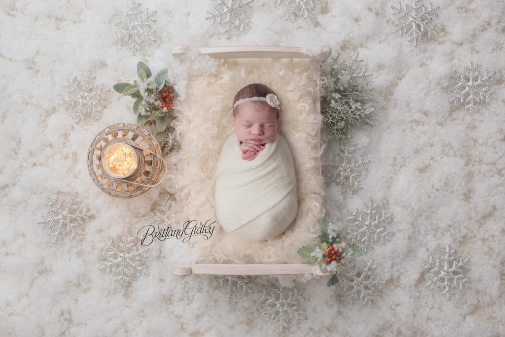 Top Cleveland Newborn Photographer | Introducing Emma